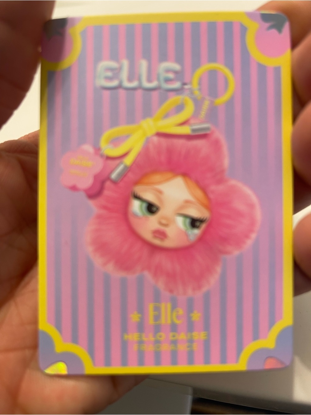 Daise beauty blind mystery box
Elle